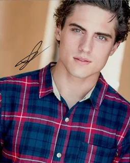 Daniel Covin autograph