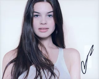 Caroline Day autograph