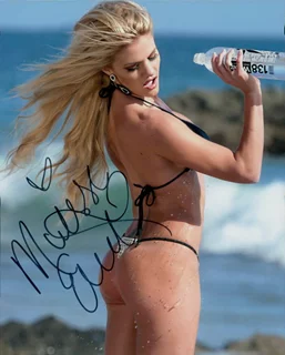 Marissa Everhart autograph