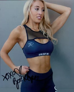 Zoe Klopfer autograph