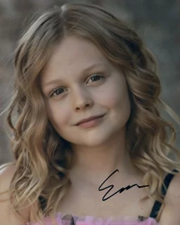Emily Alyn Lind autograph