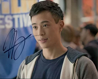 Hayden Szeto autograph