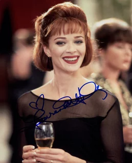Lauren Holly autograph