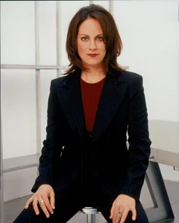 Annabeth Gish autograph