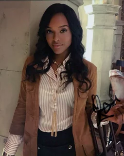 Antoinette Robertson autograph