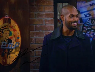 Lamon Archey autograph