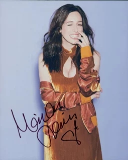 Mariana Trevino autograph