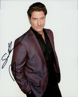Sean Kanan autograph