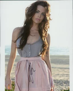 Jillian Murray autograph