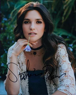 Stephanie Pearson autograph