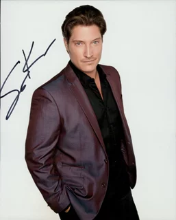 Sean Kanan autograph