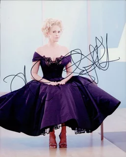 Melanie Griffith autograph