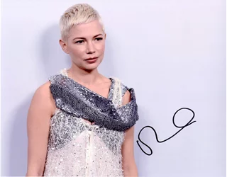Michelle Williams autograph