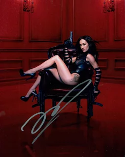 Maggie Q autograph
