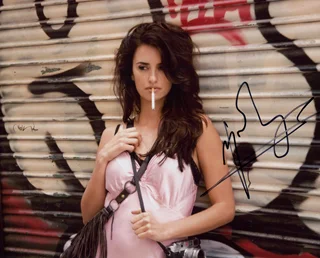 Penelope Cruz autograph