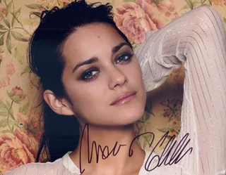 Marion Cotillard autograph