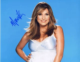 Mariska Hargitay autograph
