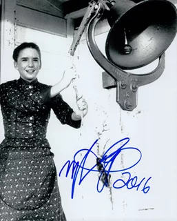Melissa Gilbert autograph