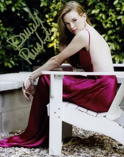 Danielle Panabaker autograph