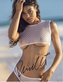 Danielle Herrington autograph