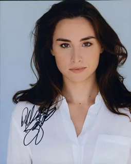 Allison Scagliotti autograph