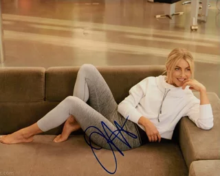 Julianne Hough autograph