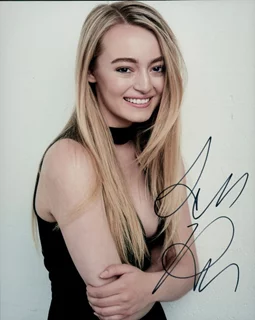 Savannah Kennick autograph