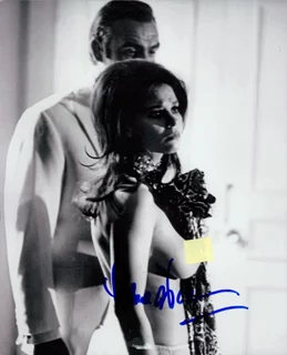 Lana Wood autograph