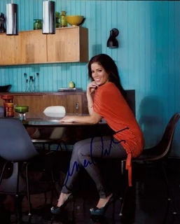 Ana Ortiz autograph