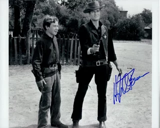 Hugh O'Brian autograph