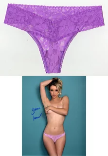 Samantha Mathias autograph