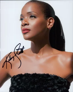 Kelsey Scott autograph