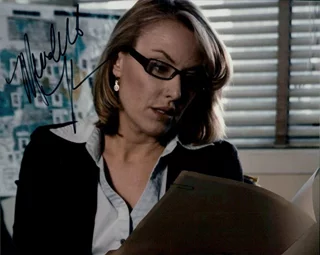 Meredith Thomas autograph