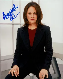 Annabeth Gish autograph