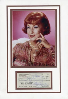 Agnes Moorehead autograph