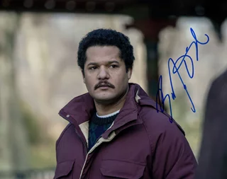 Brandon J Dirden autograph