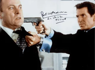 Patrick Malahide autograph