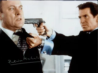 Patrick Malahide autograph