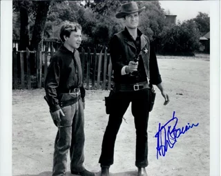 Hugh O'Brian autograph