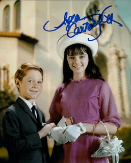 Angela Cartwright autograph