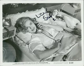 Lizabeth Scott autograph