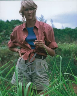 Laura Dern autograph