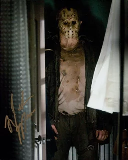 Derek Mears autograph