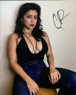 Chelsea Rendon autograph