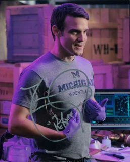 Eddie McClintock autograph