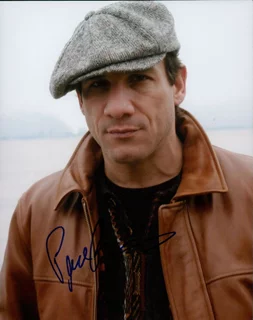 Paul Ben-Victor autograph