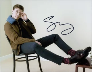 George MacKay autograph