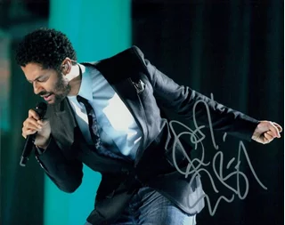 Eric Benet autograph