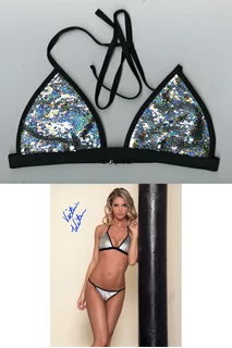 Victoria Winters autograph