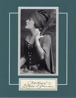 Gloria Swanson autograph